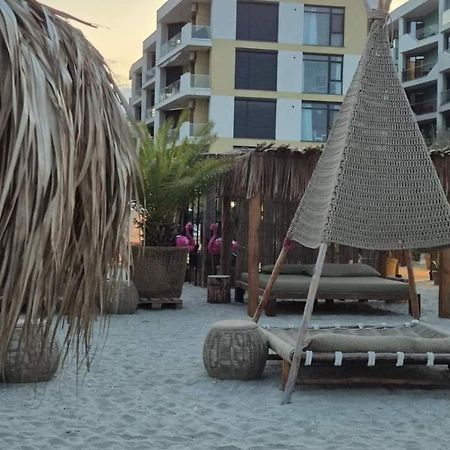 Constantinos Apartment Mamaia Nord Năvodari Extérieur photo
