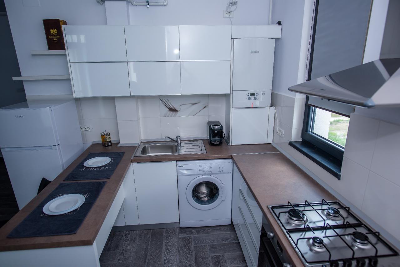 Constantinos Apartment Mamaia Nord Năvodari Extérieur photo